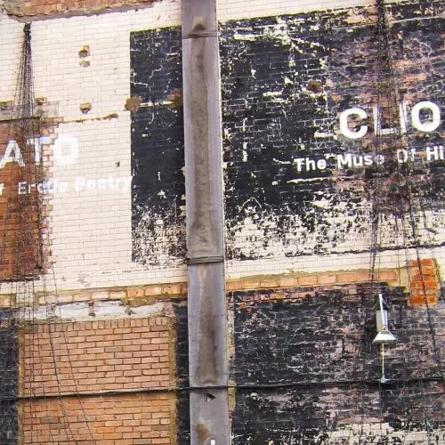 image clio on london building